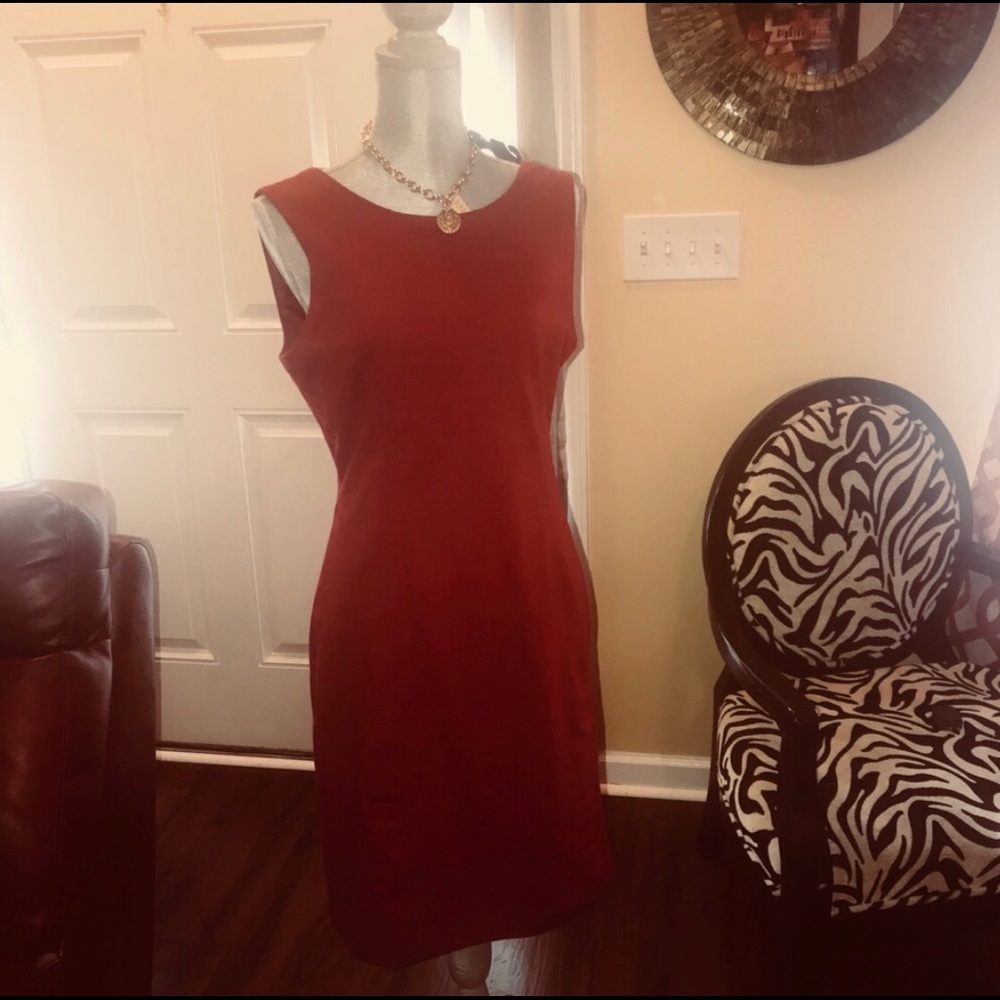 Beautiful dress!!